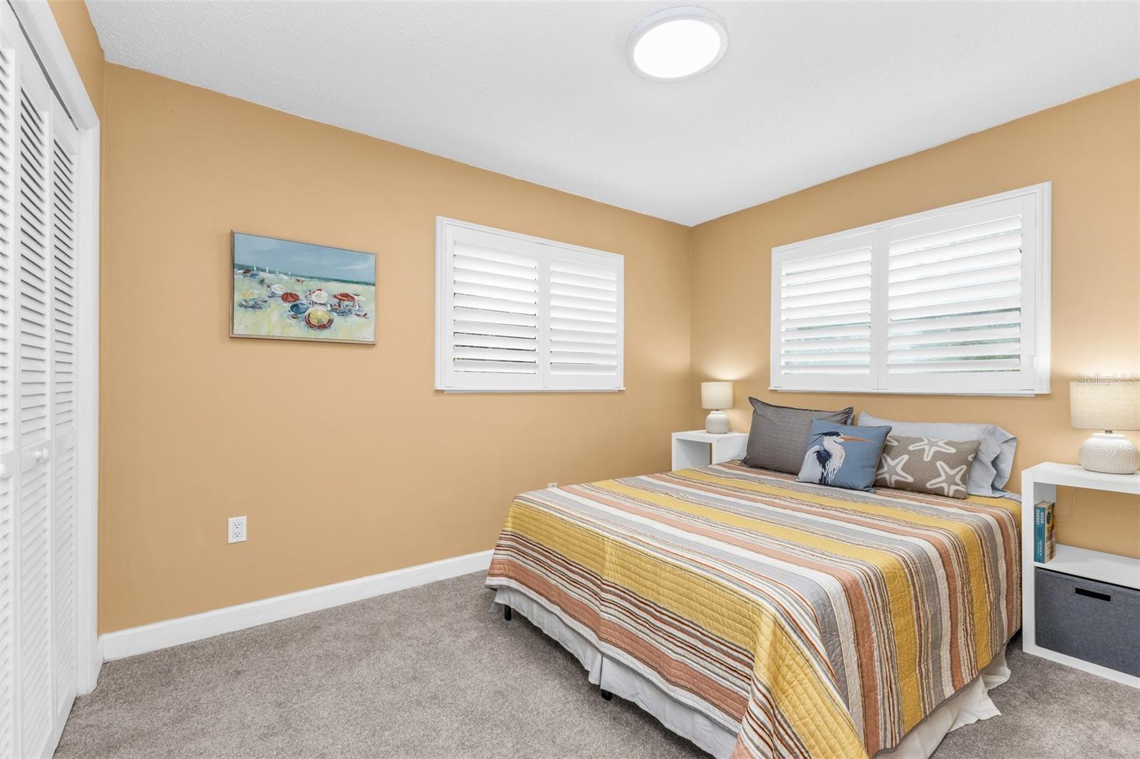 521 W VENICE AVE #21 — photo 21