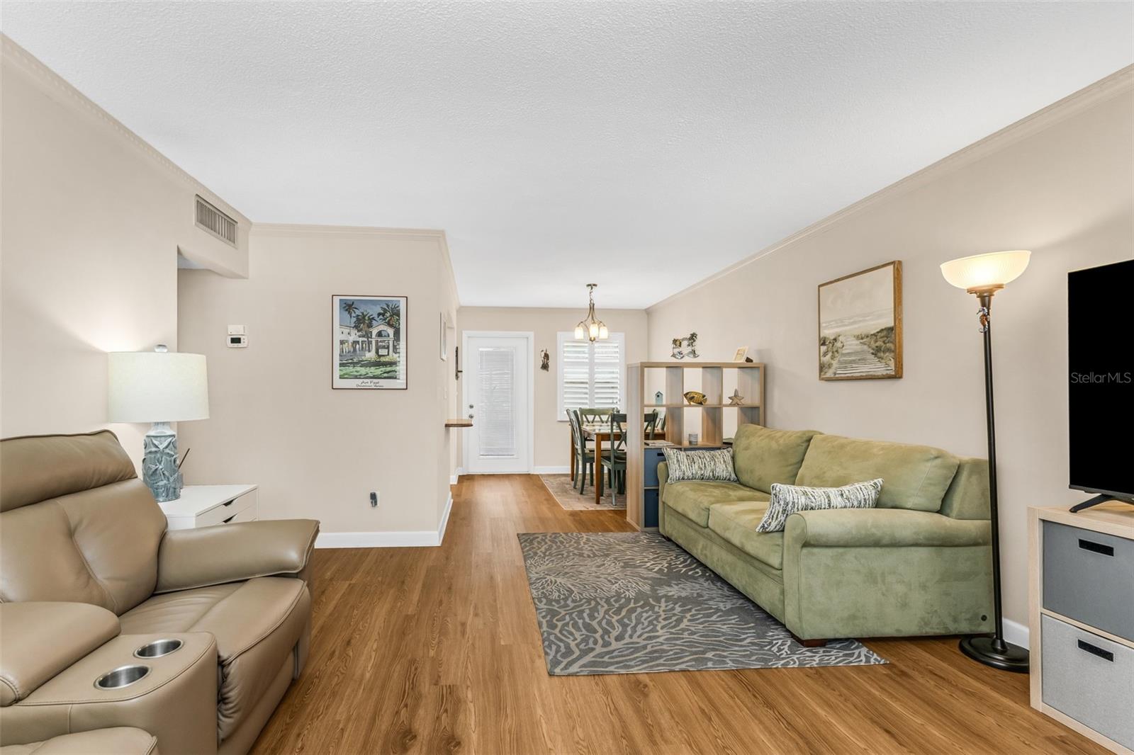 521 W VENICE AVE #21 — photo 5