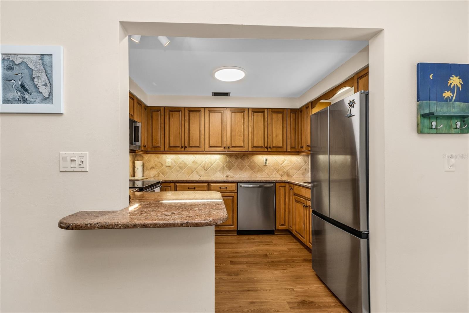521 W VENICE AVE #21 — photo 13