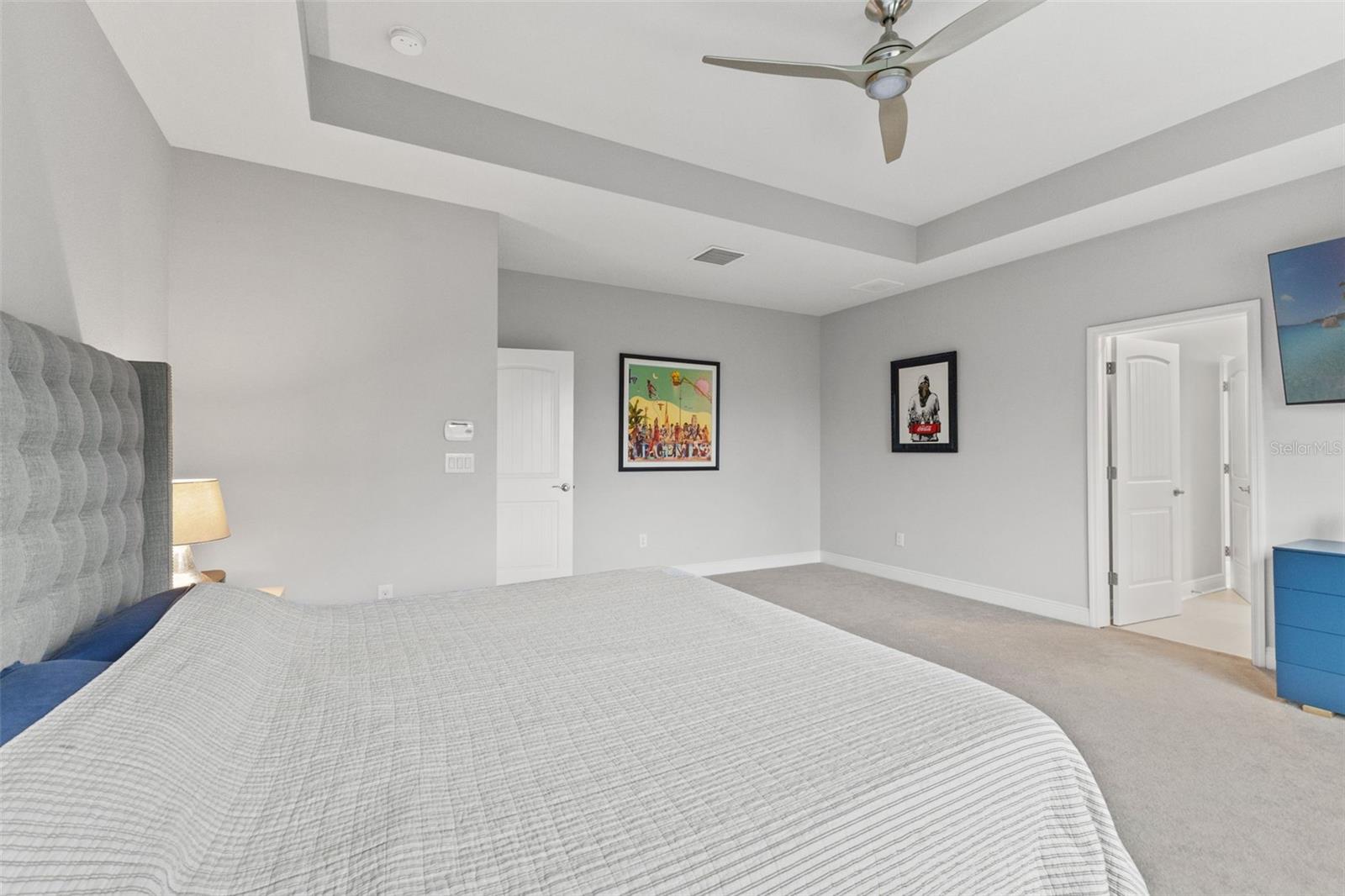 4009 W CARMEN ST — photo 19
