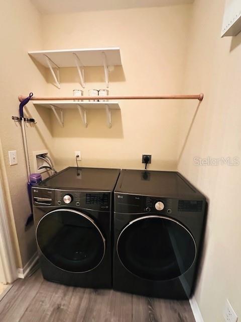 10203 COURTNEY PALMS BLVD #202 — photo 23