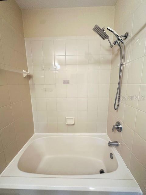 10203 COURTNEY PALMS BLVD #202 — photo 27