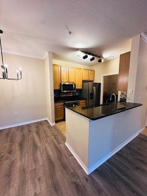 10203 COURTNEY PALMS BLVD #202 — photo 12