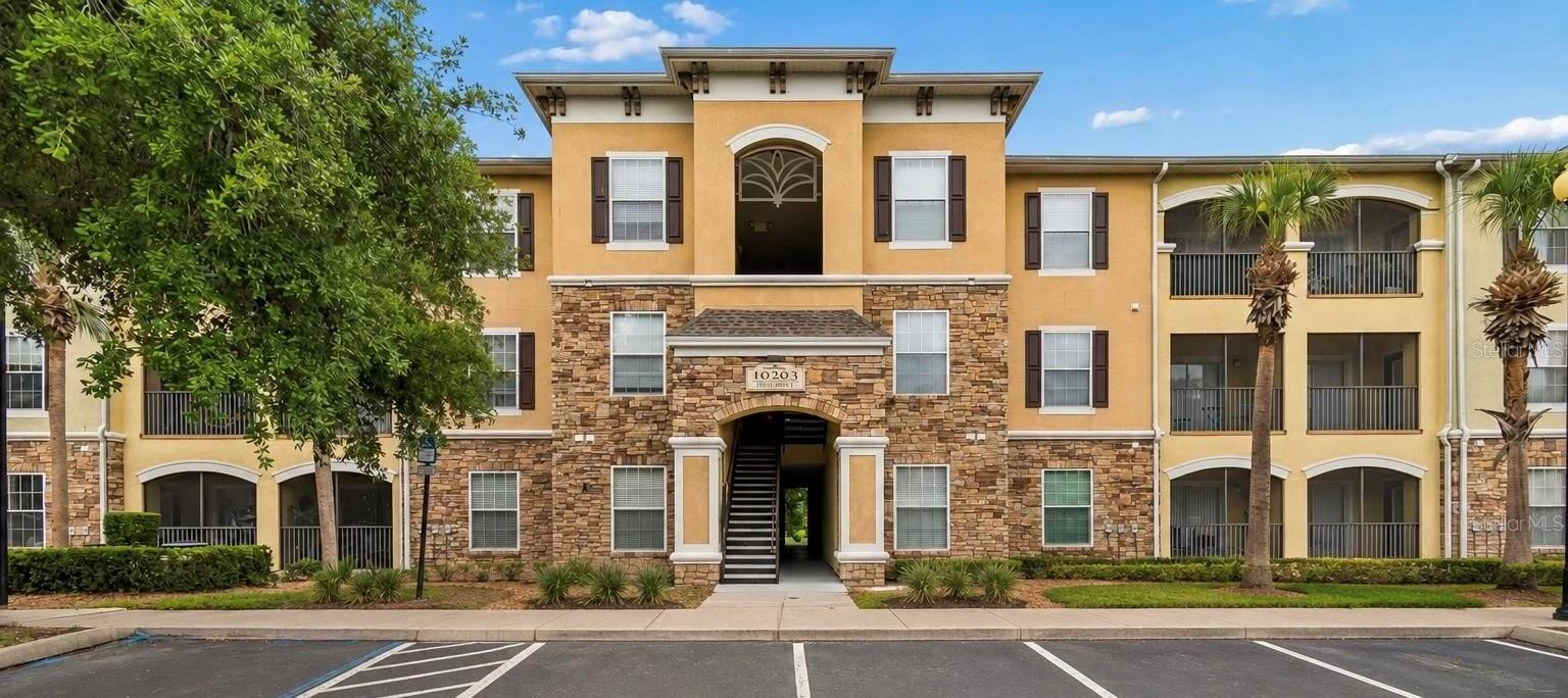 10203 COURTNEY PALMS BLVD #202 — photo 47