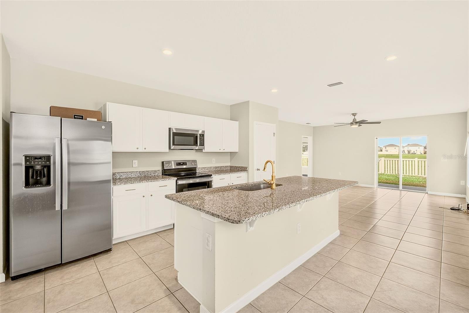 35235 GENDRY ST — photo 7