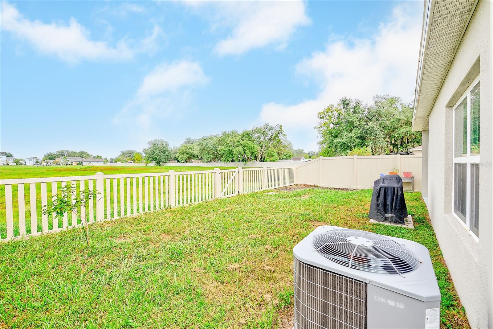 35235 GENDRY ST — photo 34