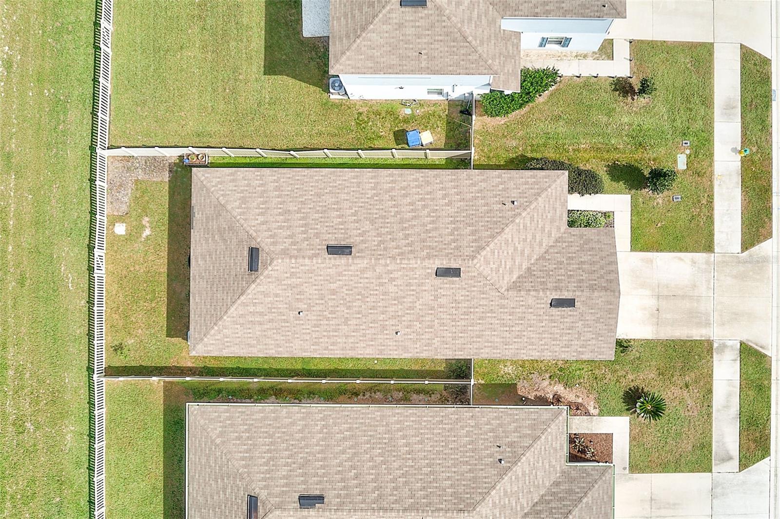35235 GENDRY ST — photo 41