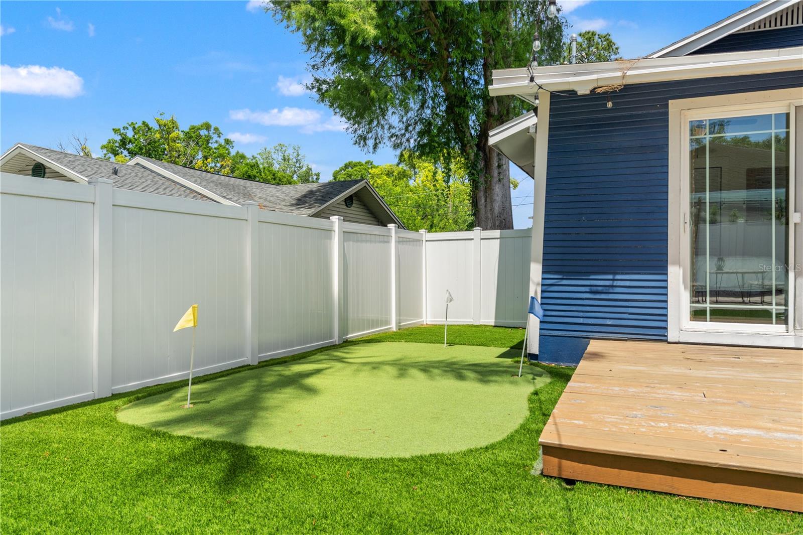 324 W HAYA ST — photo 32