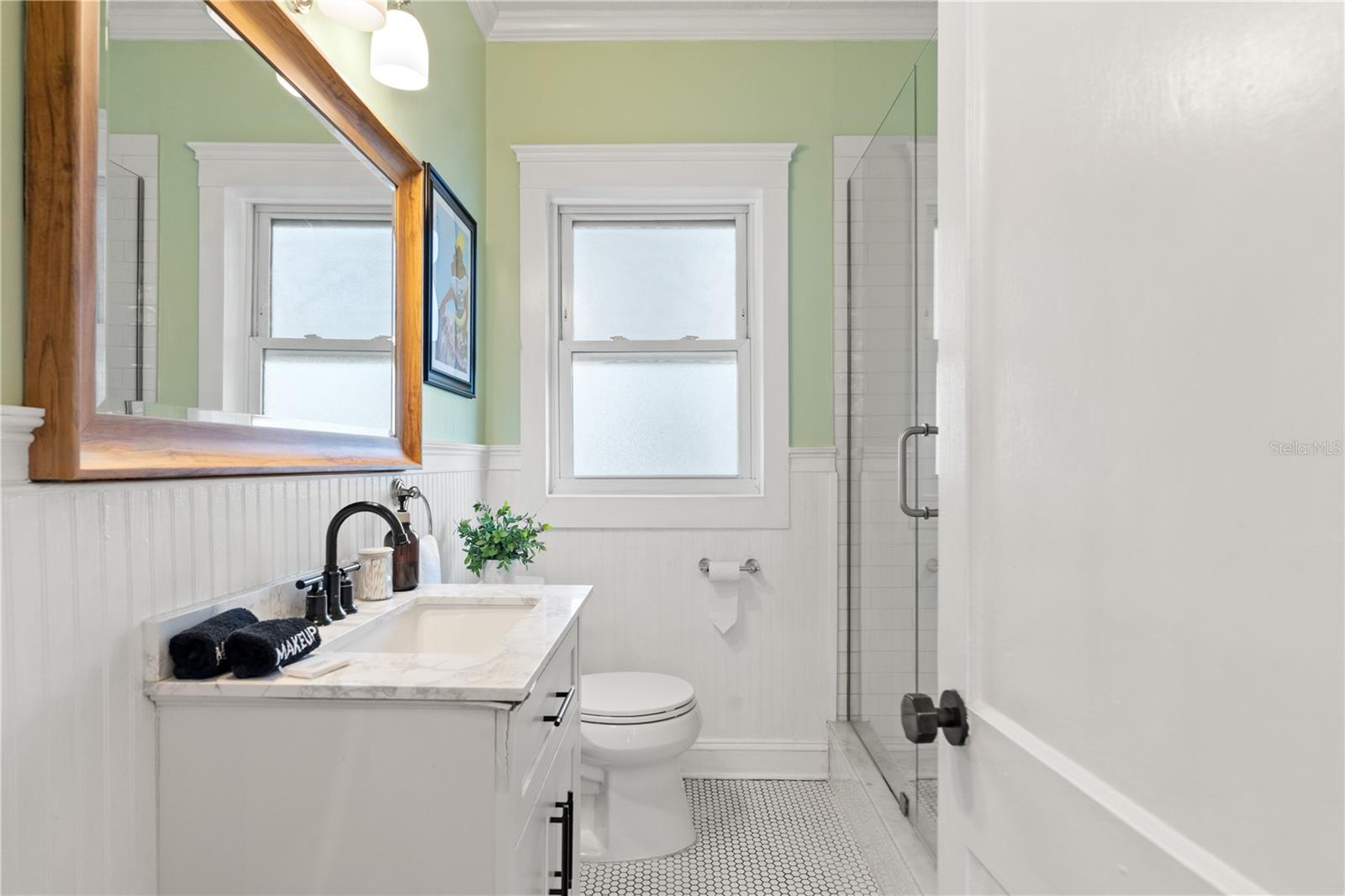 324 W HAYA ST — photo 24