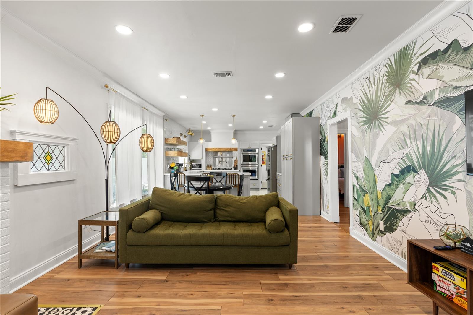 324 W HAYA ST — photo 11