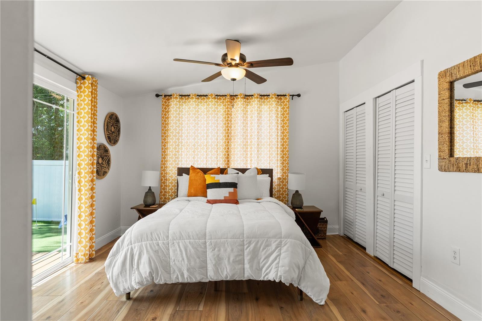 324 W HAYA ST — photo 18