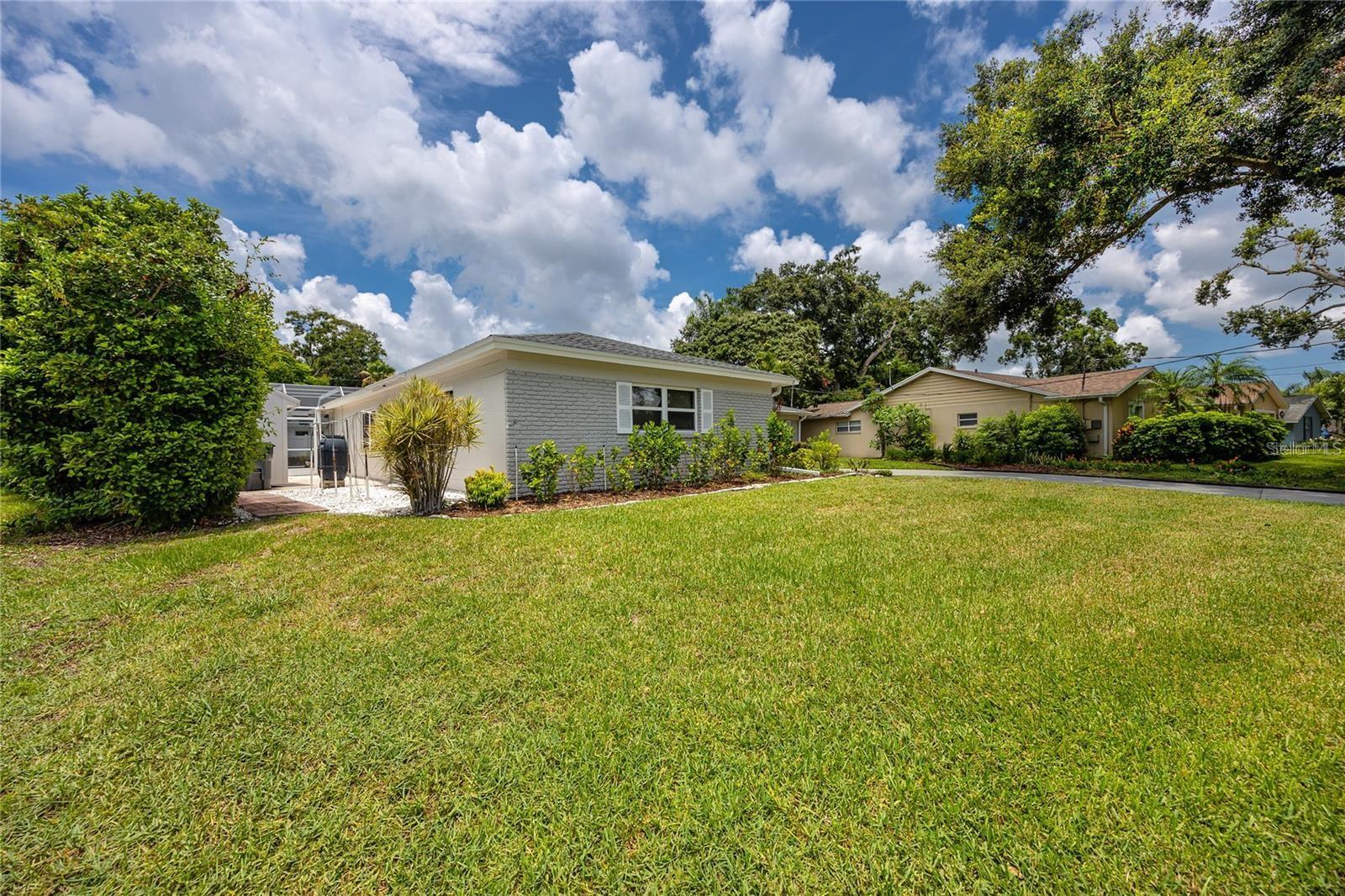 10504 LACERA DR — photo 34