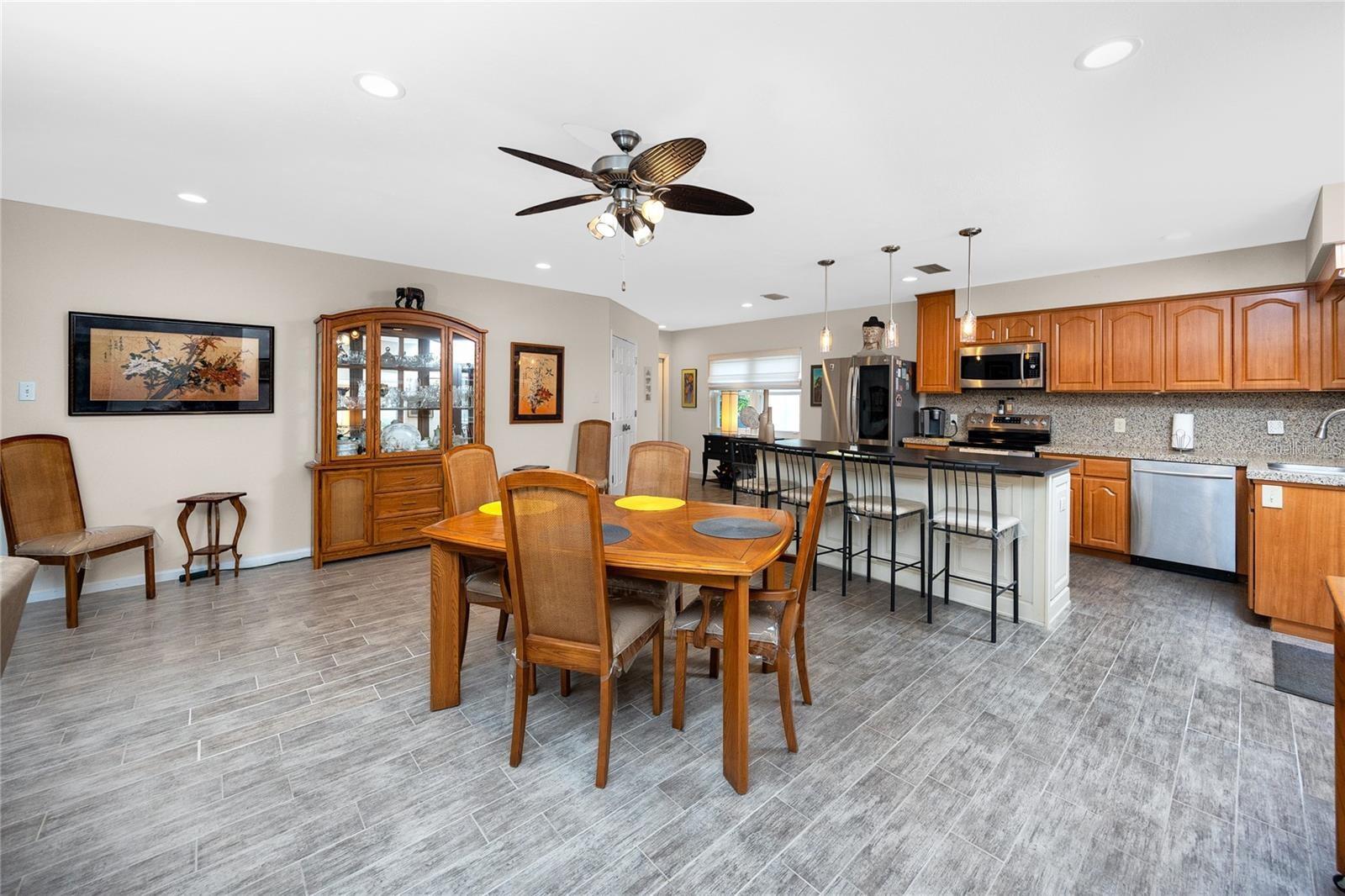 10504 LACERA DR — photo 7
