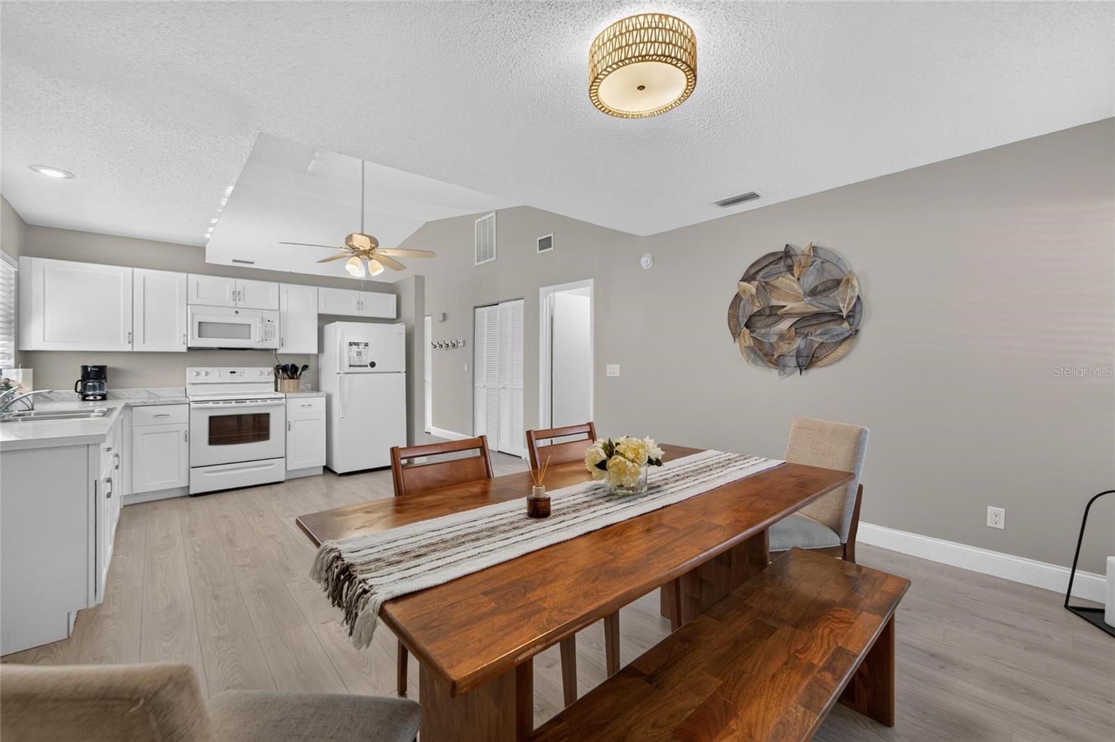 16216 RAMBLING VINE DR W — photo 13