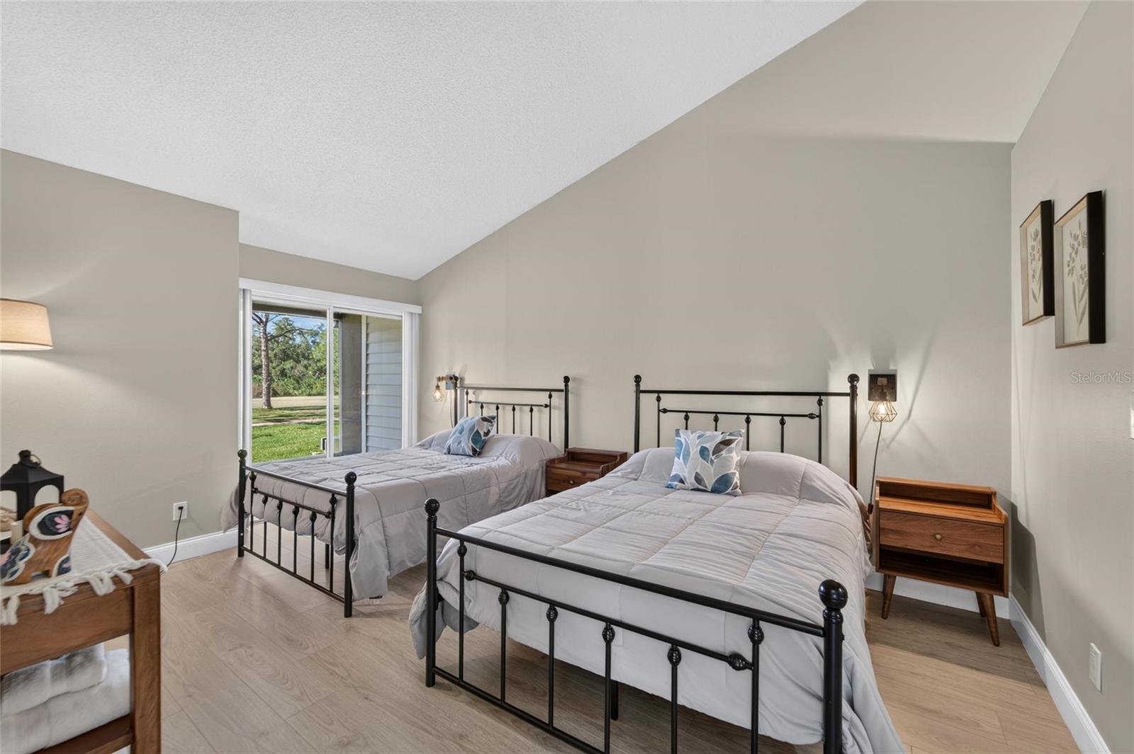 16216 RAMBLING VINE DR W — photo 16