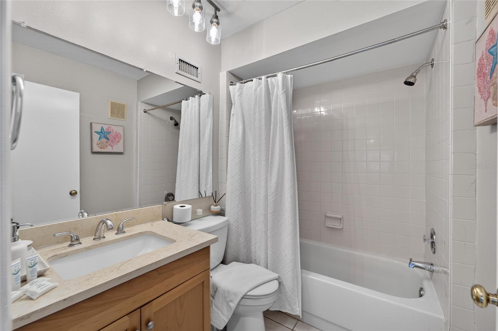16216 RAMBLING VINE DR W — photo 26
