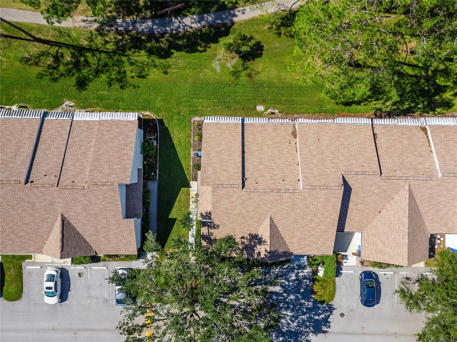 16216 RAMBLING VINE DR W — photo 39