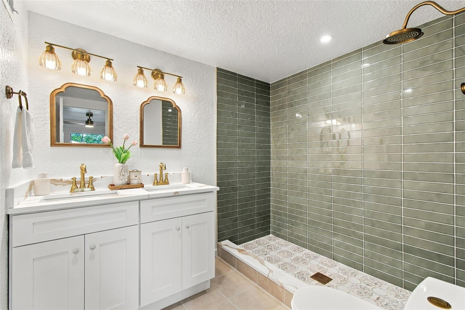 3615 EMERSON AVE S — photo 10
