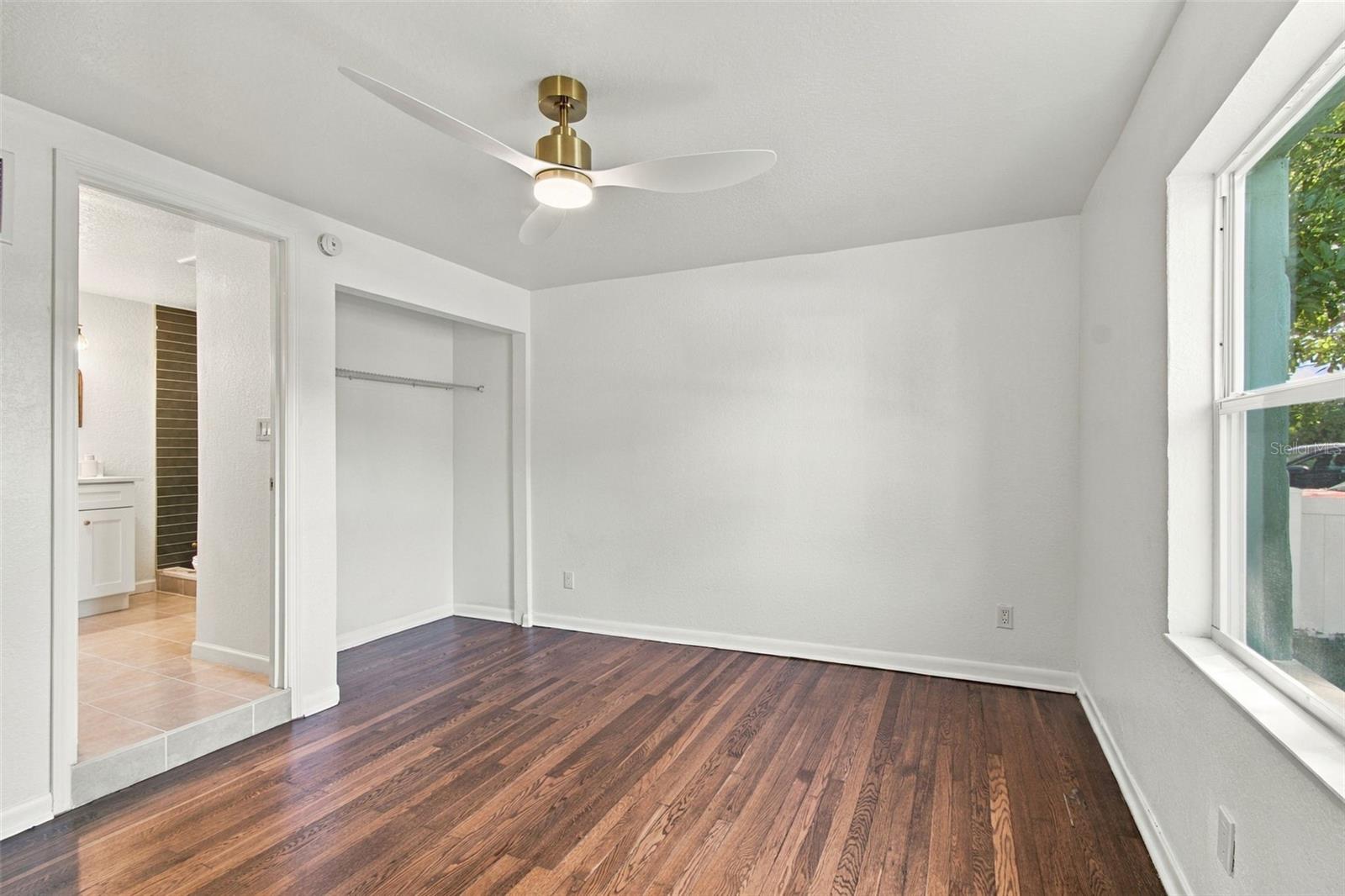 3615 EMERSON AVE S — photo 9