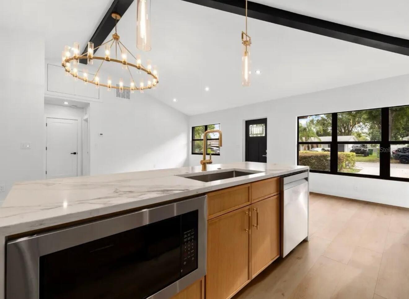 605 N WOODLYNNE AVE — photo 7