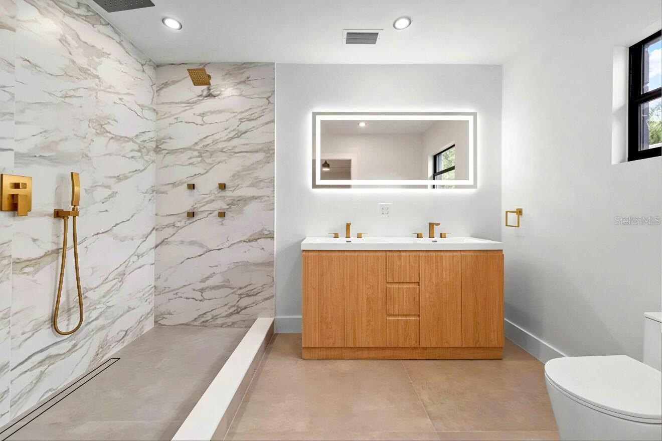 605 N WOODLYNNE AVE — photo 13