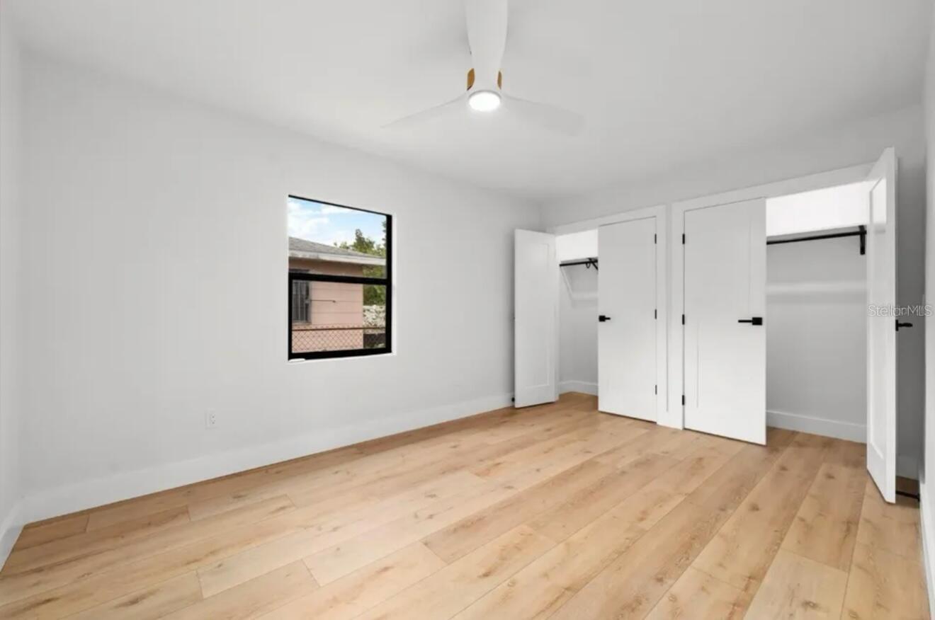605 N WOODLYNNE AVE — photo 17