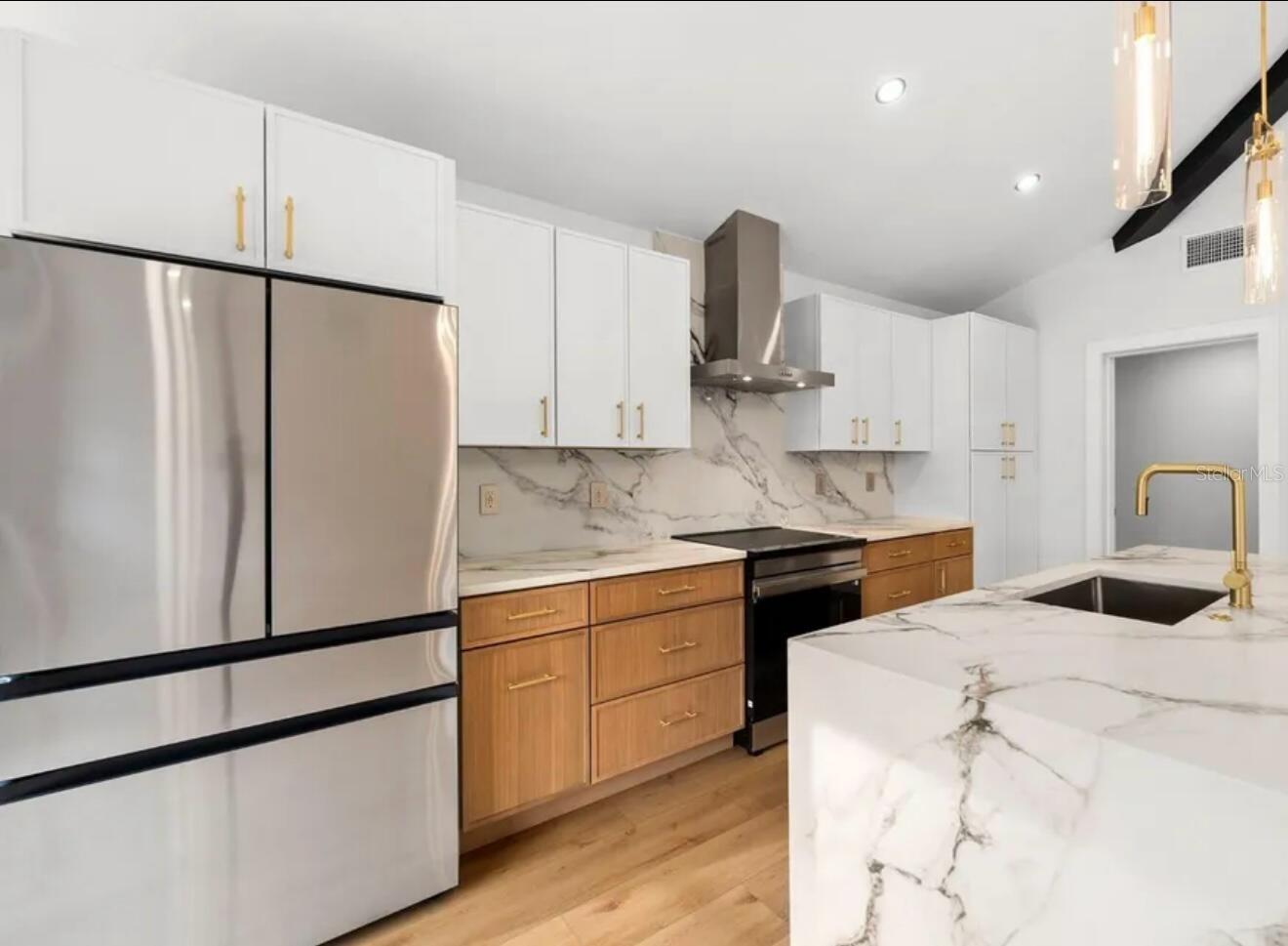 605 N WOODLYNNE AVE — photo 8