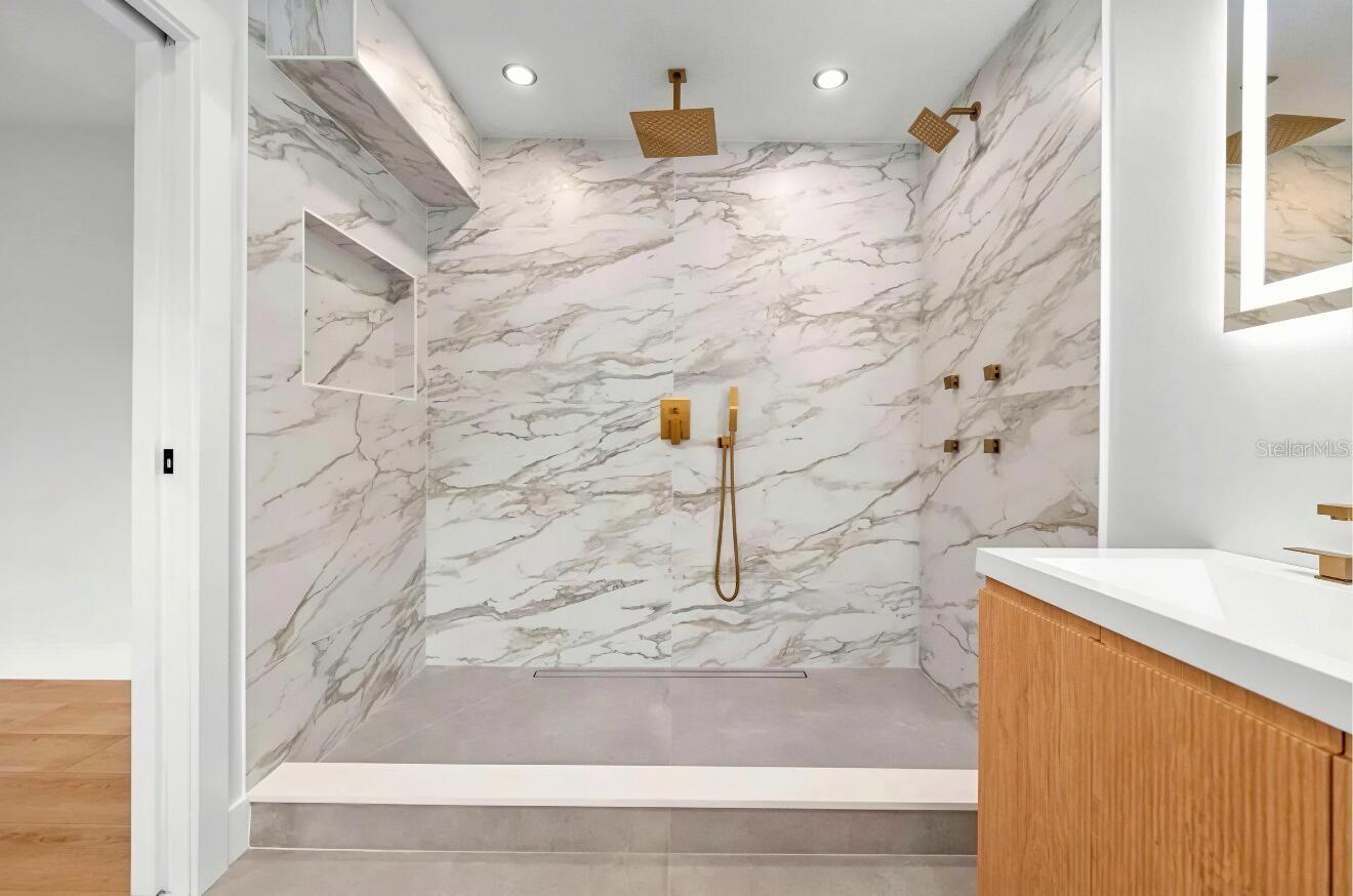 605 N WOODLYNNE AVE — photo 14