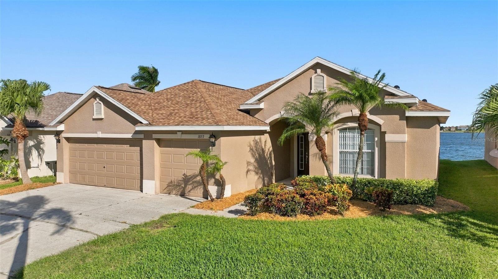 1822 MIRA LAGO CIR — photo 47