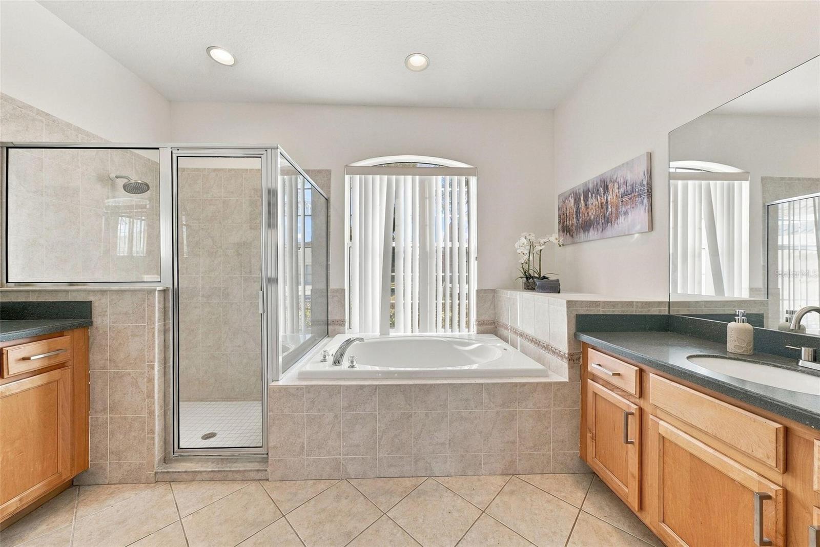 1822 MIRA LAGO CIR — photo 34