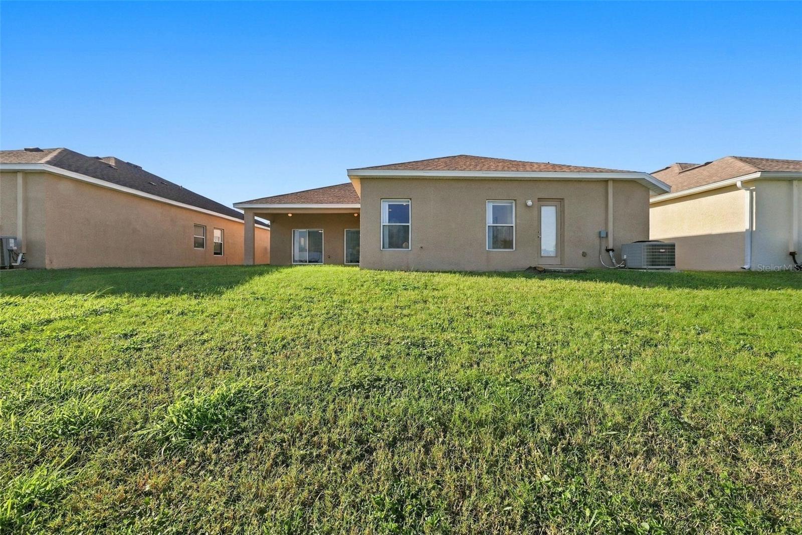 1822 MIRA LAGO CIR — photo 40