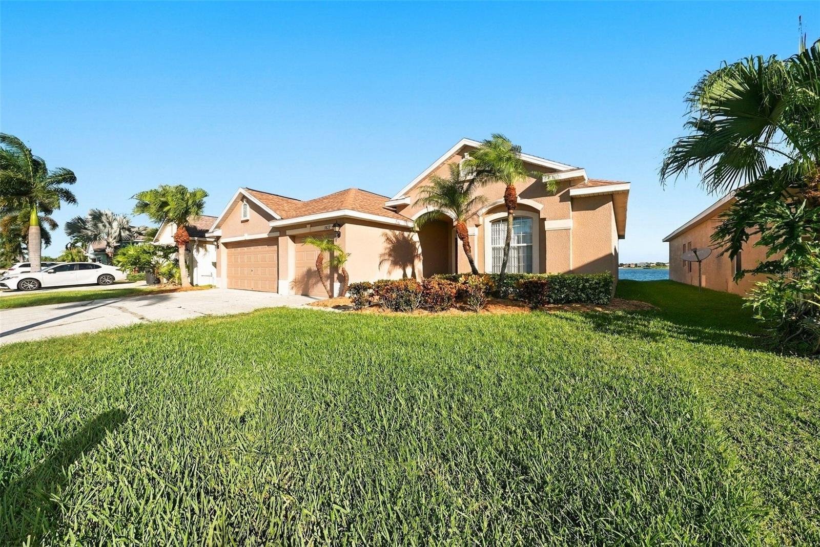 1822 MIRA LAGO CIR — photo 3
