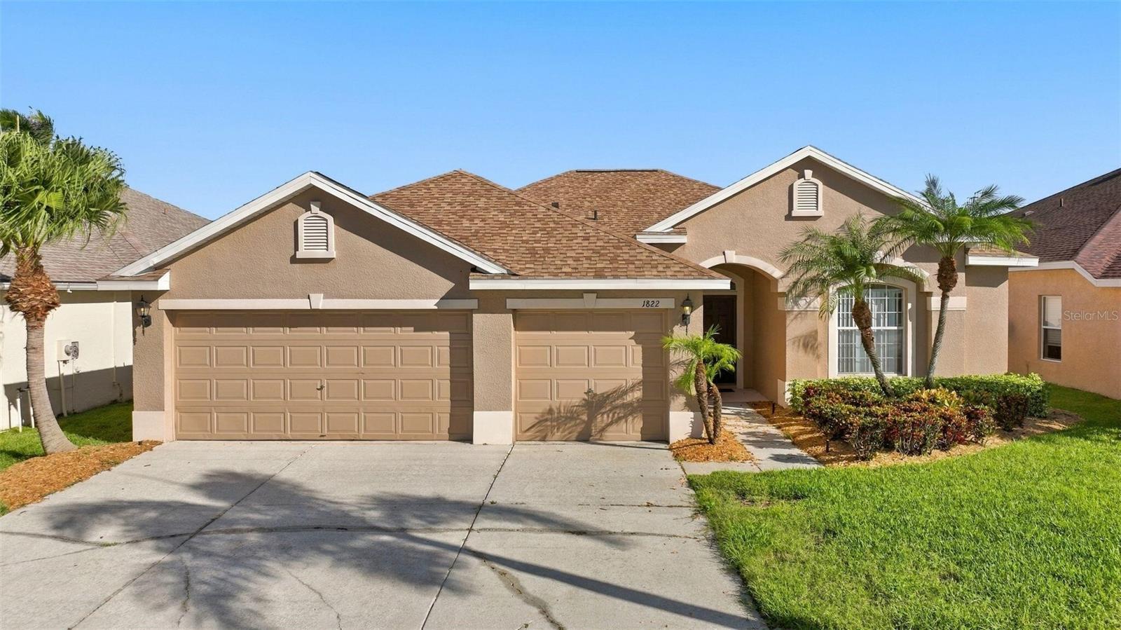 1822 MIRA LAGO CIR — photo 46