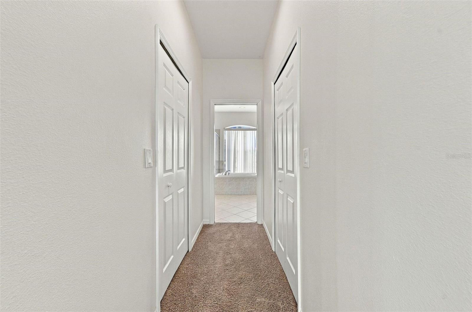 1822 MIRA LAGO CIR — photo 33