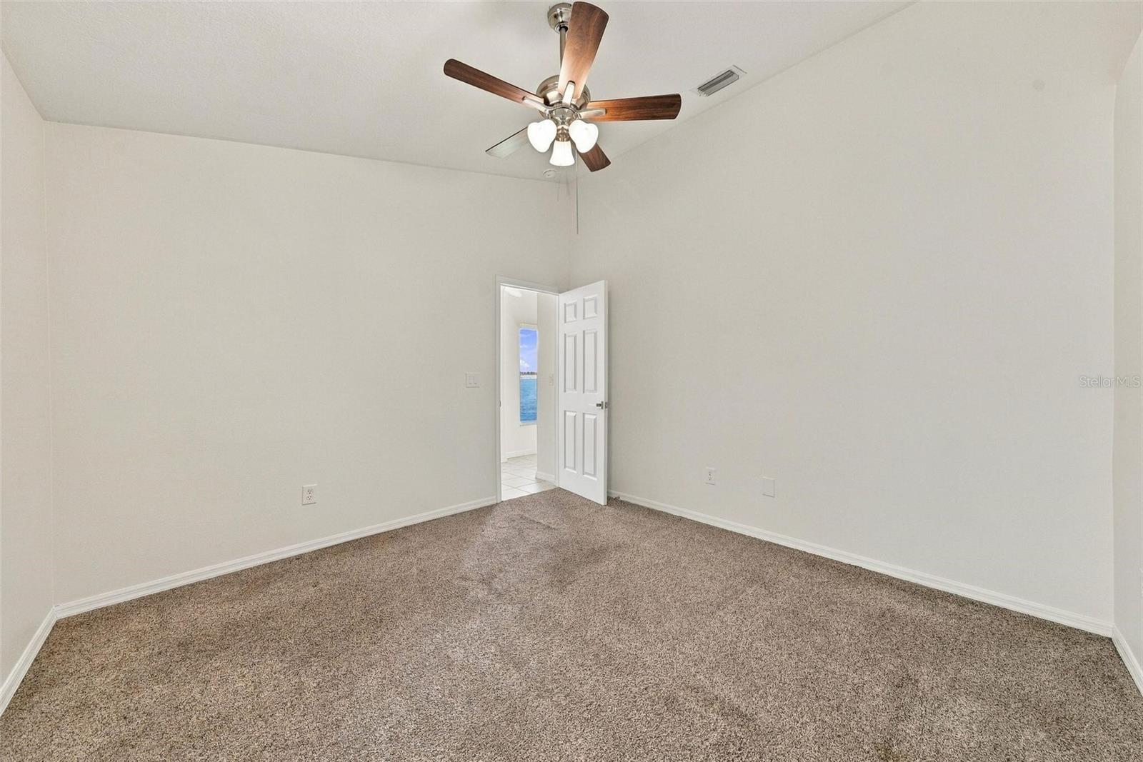 1822 MIRA LAGO CIR — photo 27