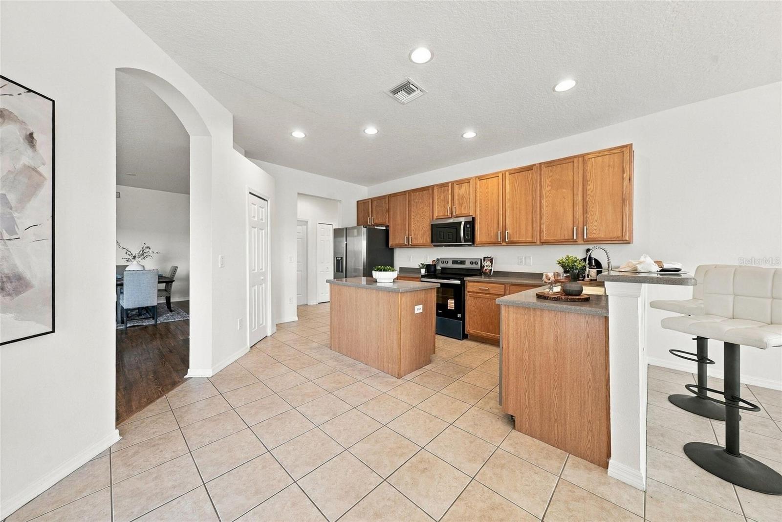 1822 MIRA LAGO CIR — photo 19
