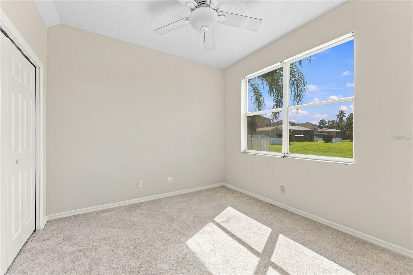 11617 GROVE ARCADE DR — photo 33