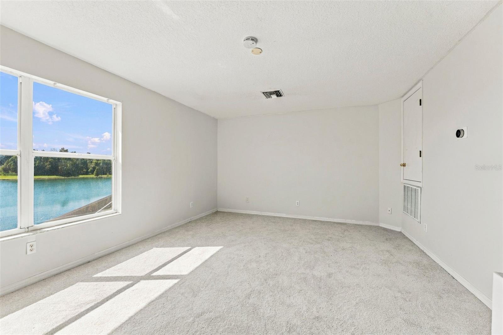 11617 GROVE ARCADE DR — photo 22