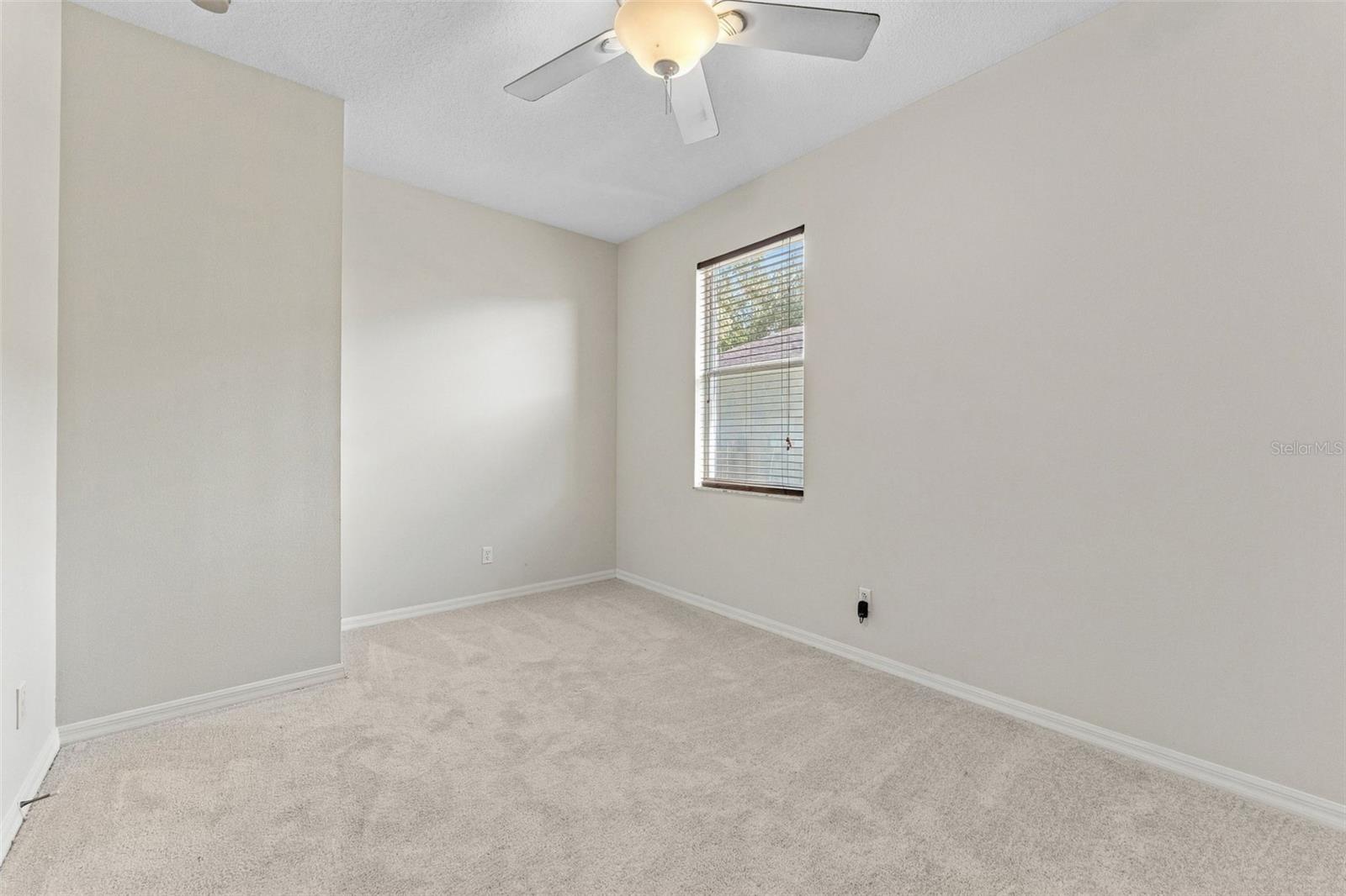 11617 GROVE ARCADE DR — photo 30