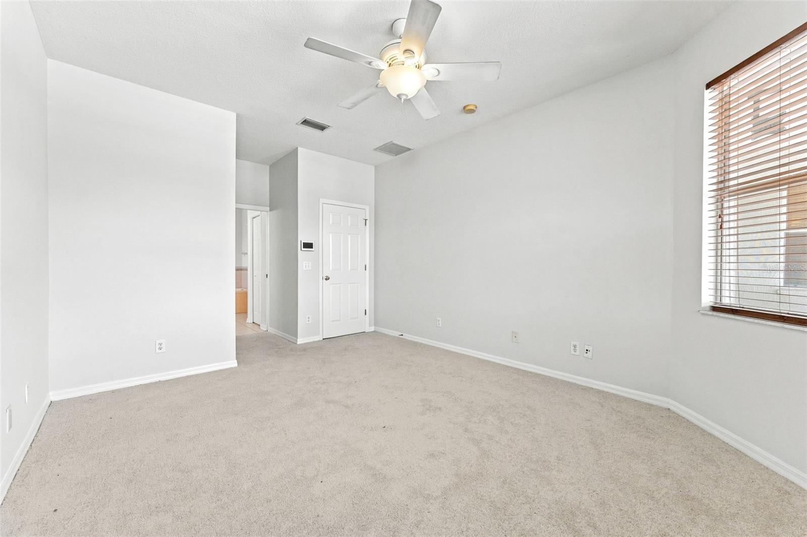 11617 GROVE ARCADE DR — photo 25