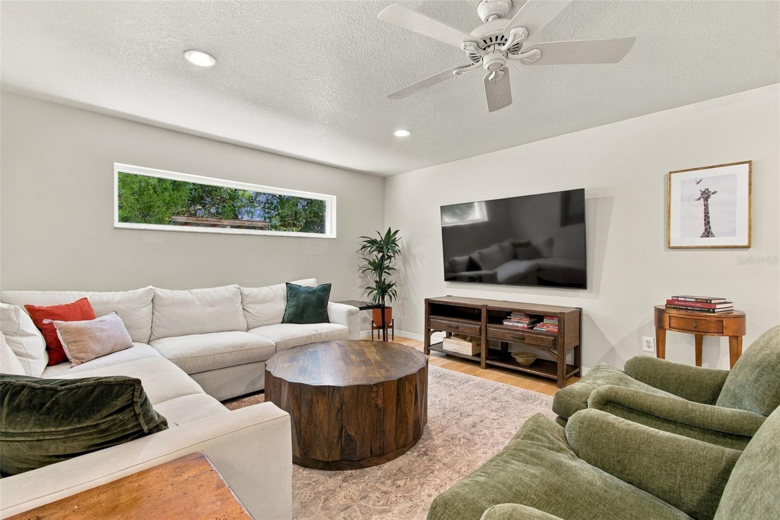 9450 ROBERTS RD — photo 15