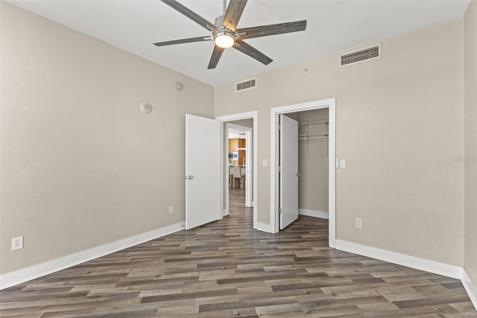1120 E KENNEDY BLVD #1229 — photo 31