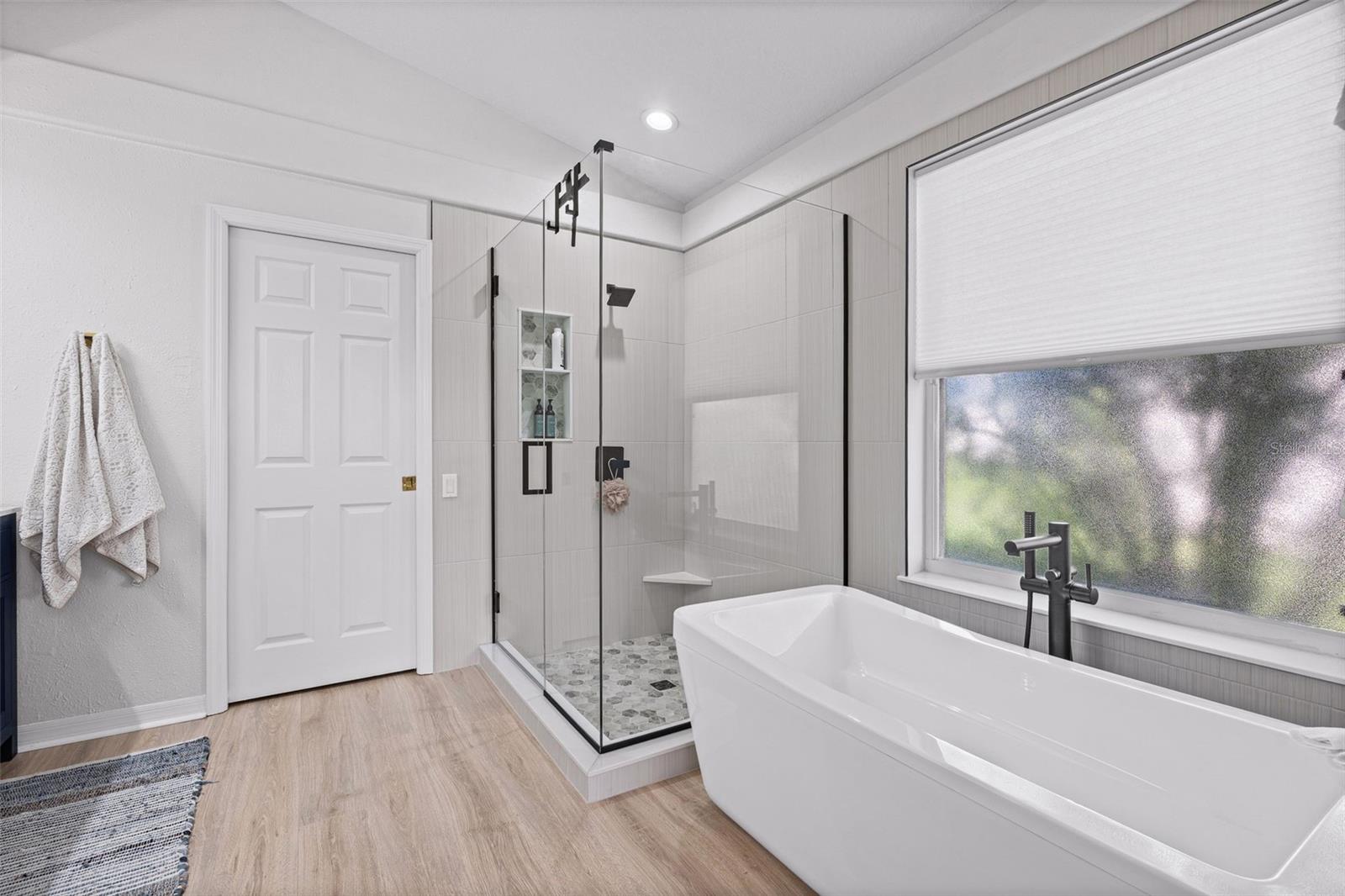 7164 DREWRYS BLF — photo 36