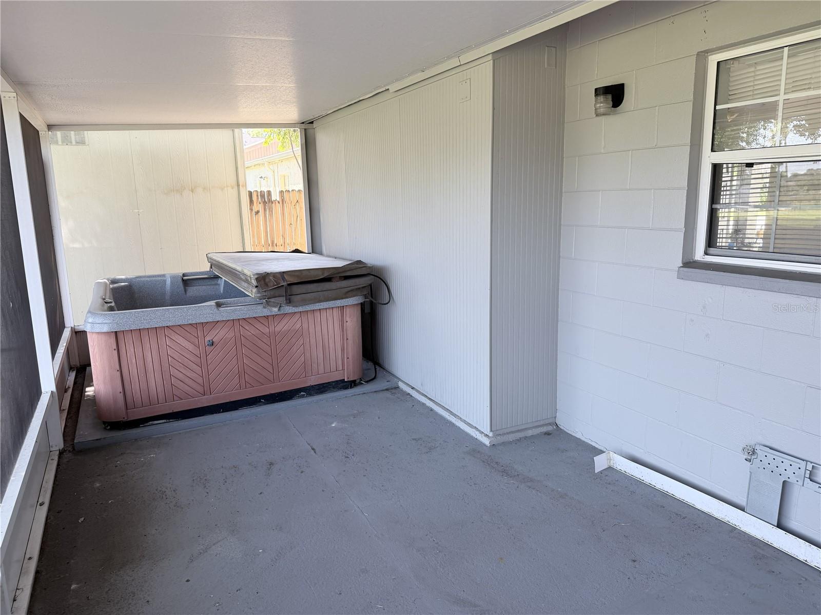 10309 PARKCREST DR — photo 20