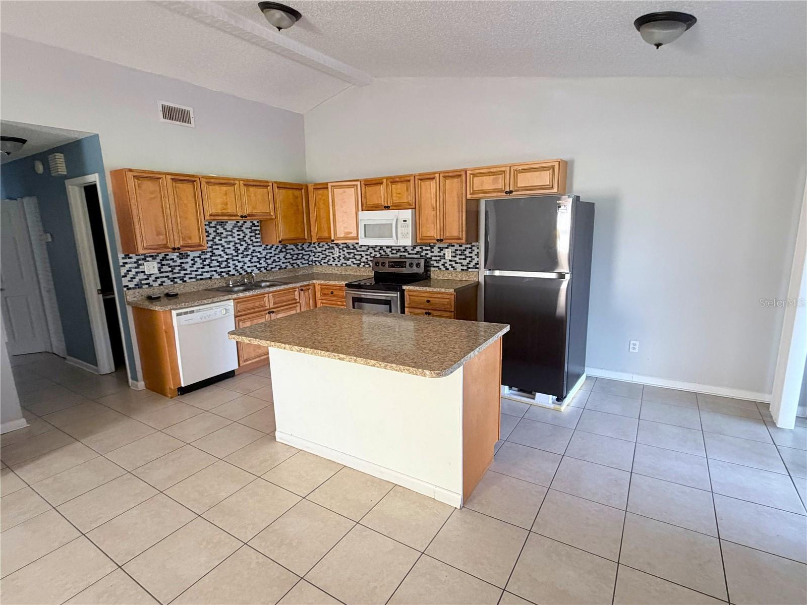 10309 PARKCREST DR — photo 13