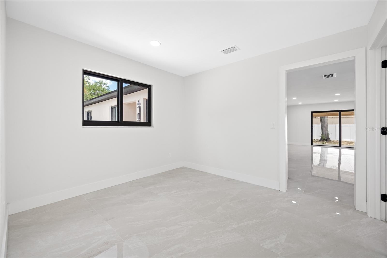 4707 W PAUL AVE — photo 20