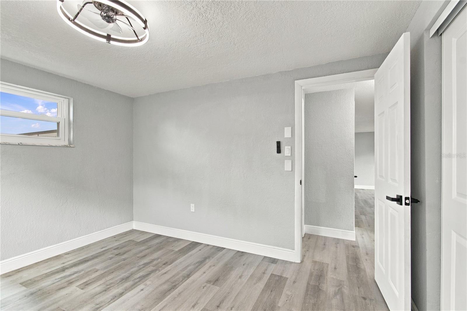 4601 EASTWOOD LN — photo 36