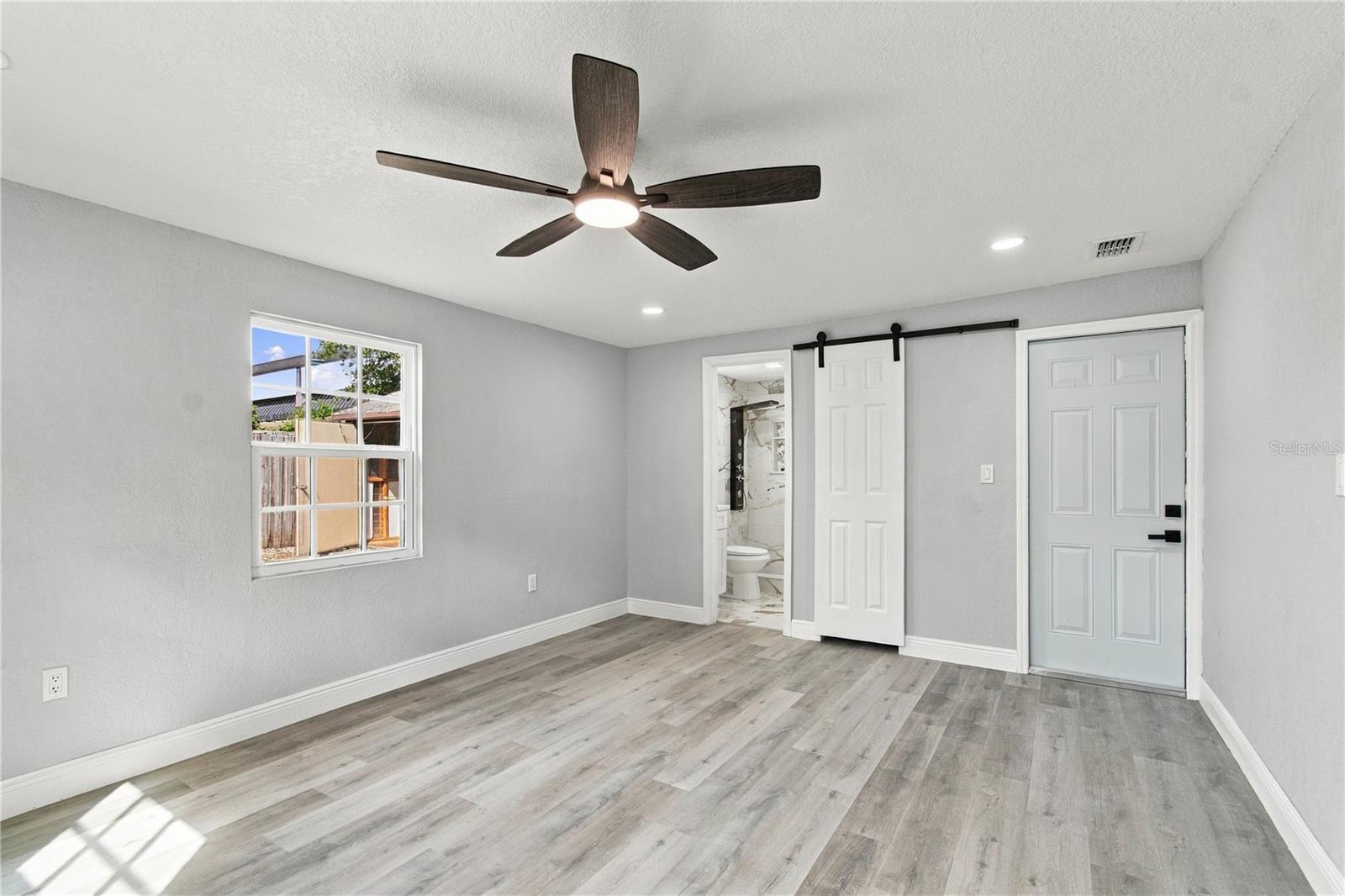 4601 EASTWOOD LN — photo 19