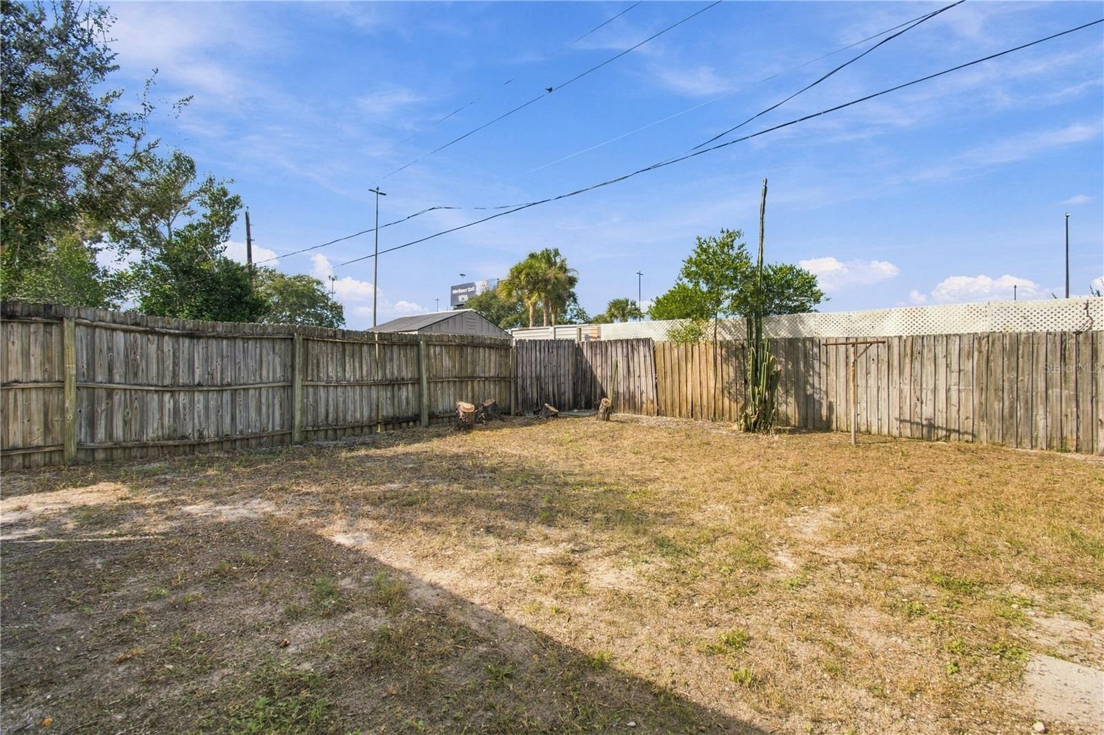 4601 EASTWOOD LN — photo 48