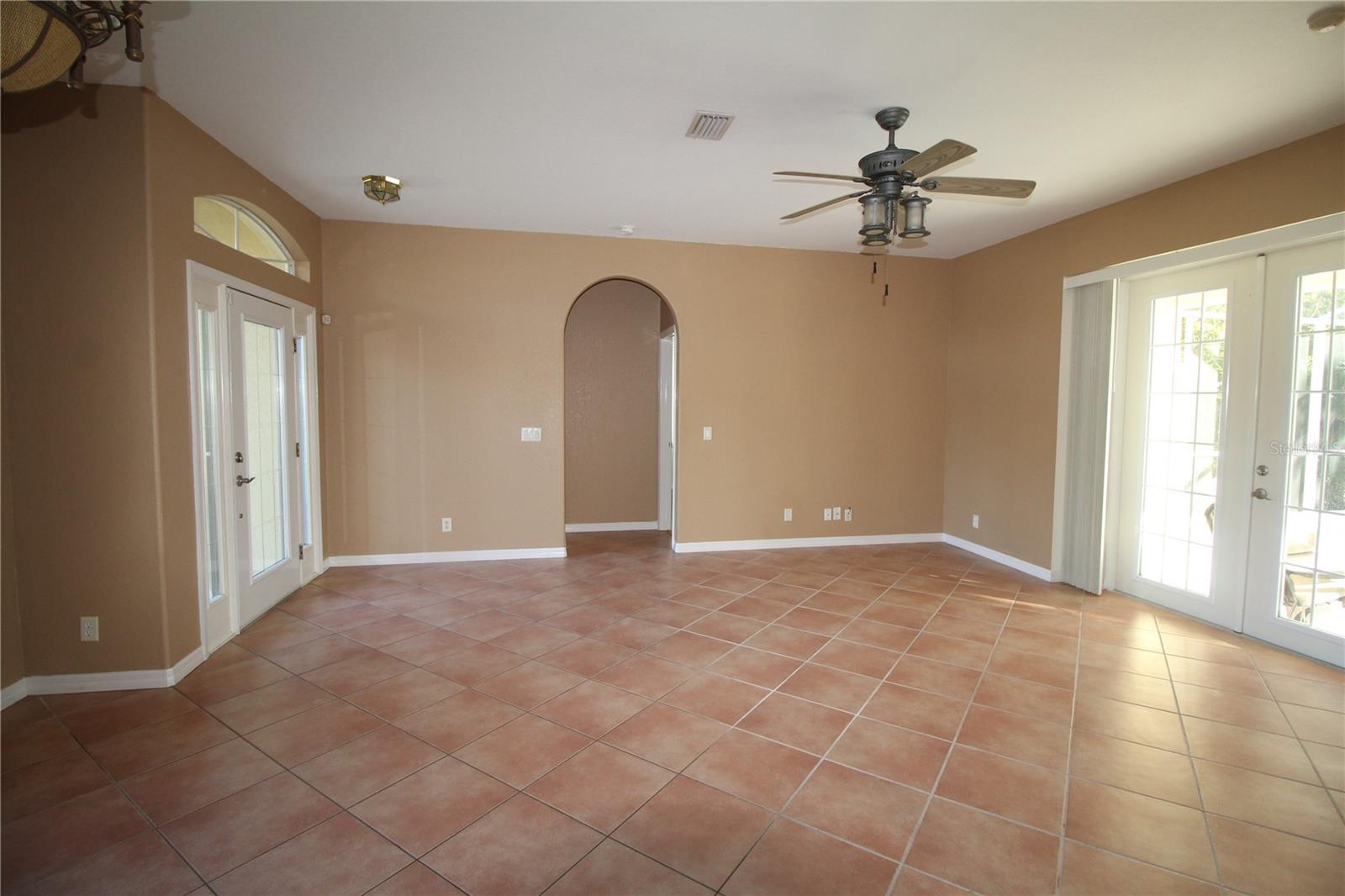 2743 MORRIETTA LN — photo 3